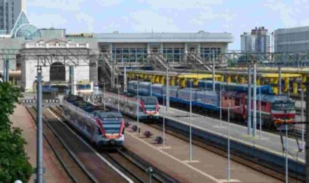 Ucuz radyo ekipmanıyla Polonya’da 20’den fazla treni durdurdular